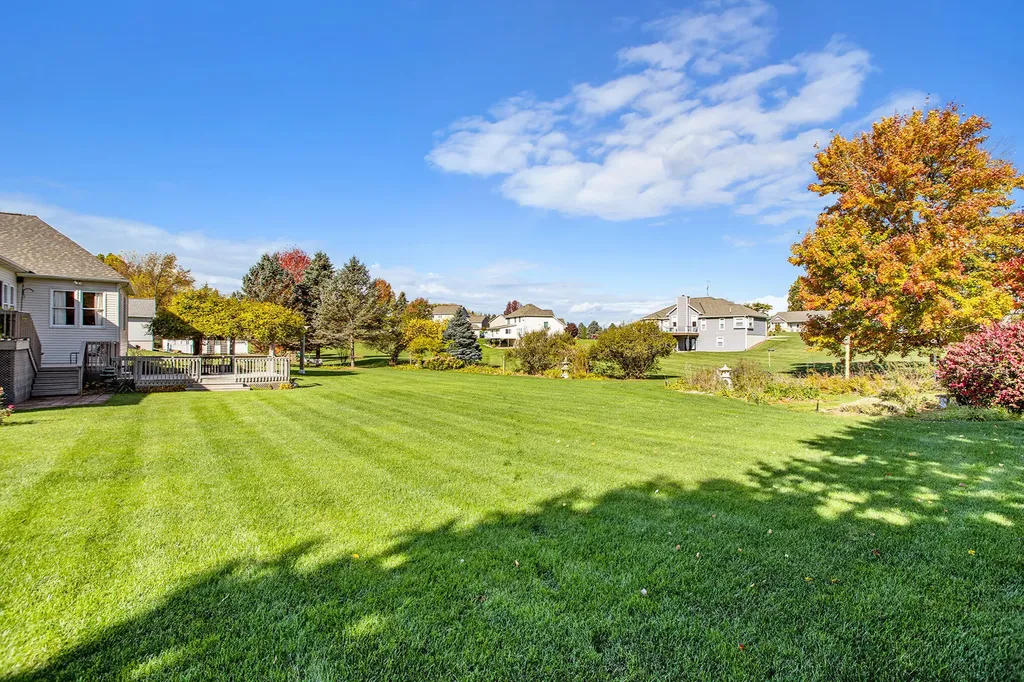18 W Suttons Ridge Newton Township MI 49014