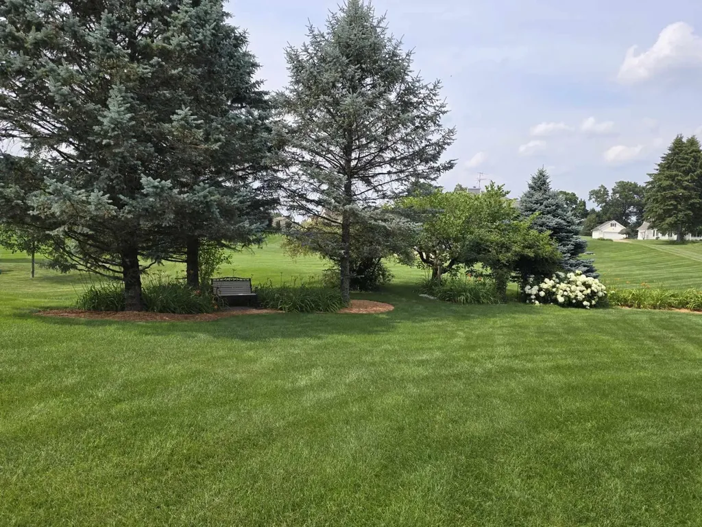 18 W Suttons Ridge Newton Township MI 49014