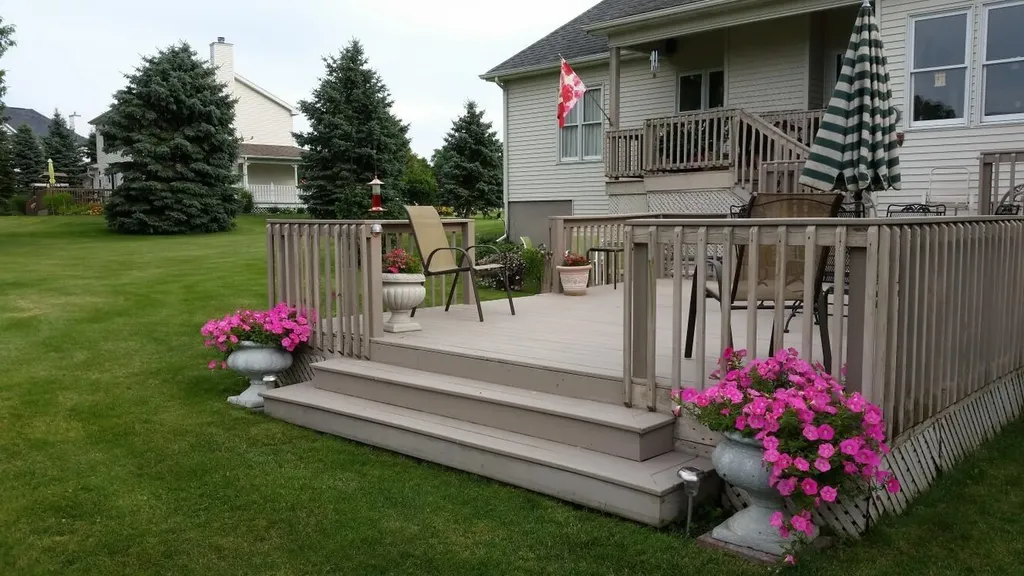 18 W Suttons Ridge Newton Township MI 49014