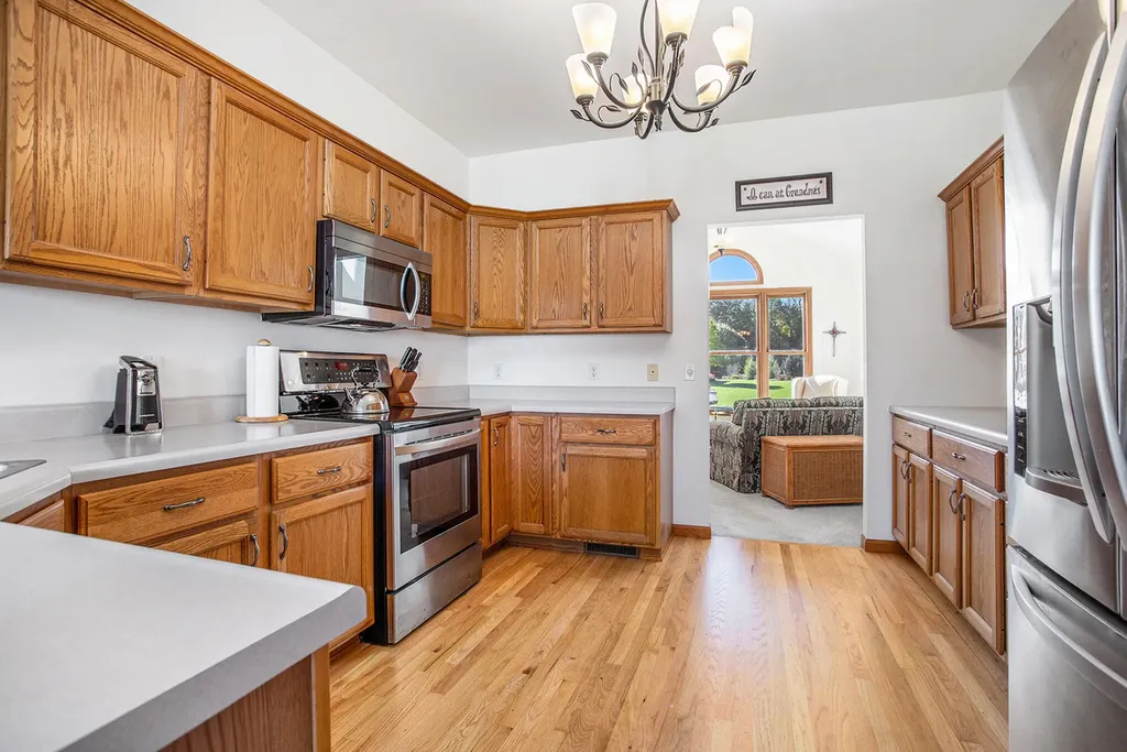 18 W Suttons Ridge Newton Township MI 49014