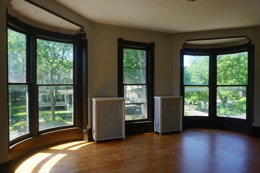 316/324 Stuart Avenue Kalamazoo City MI 49007