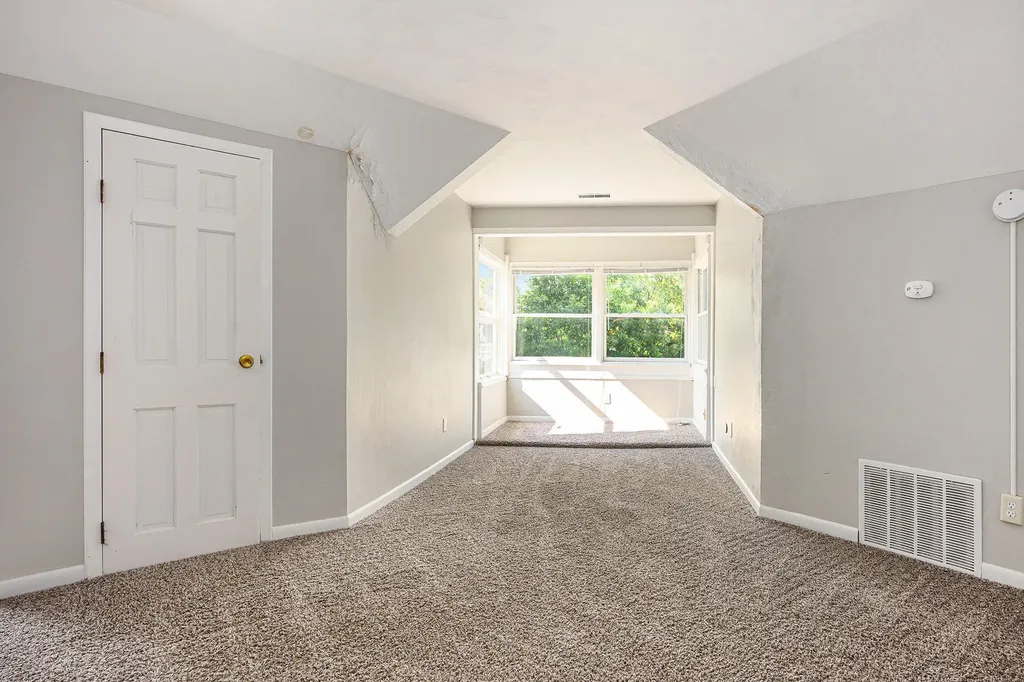 316/324 Stuart Avenue Kalamazoo City MI 49007