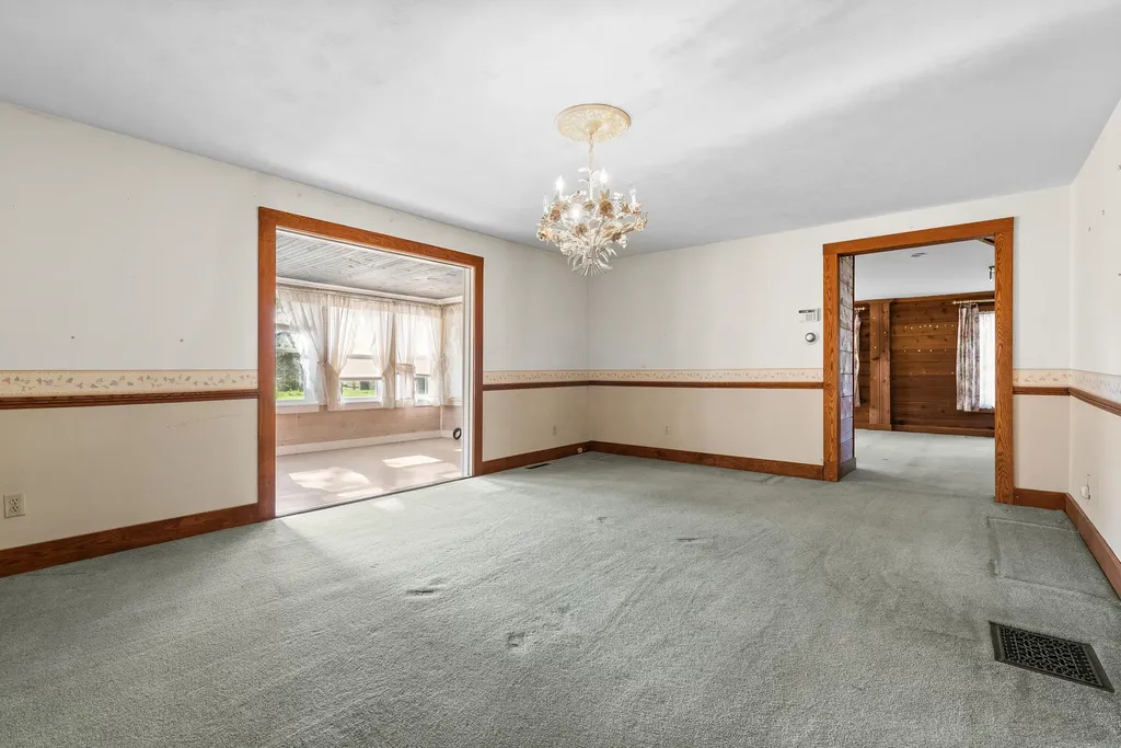 58380 County Road 365 N Lawrence Township MI 49064