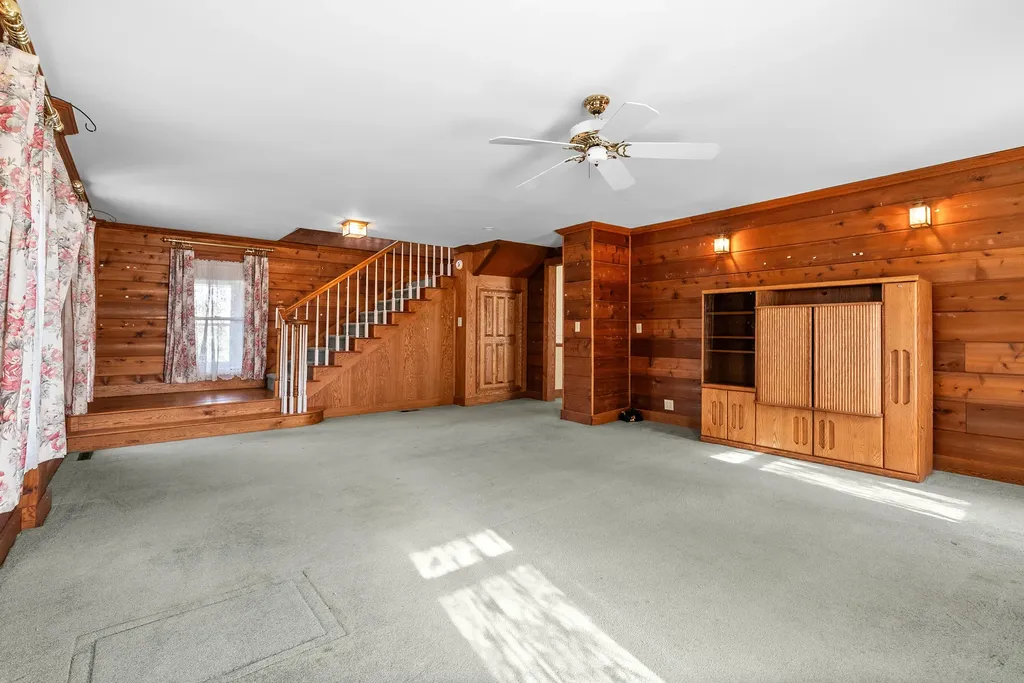 58380 County Road 365 N Lawrence Township MI 49064