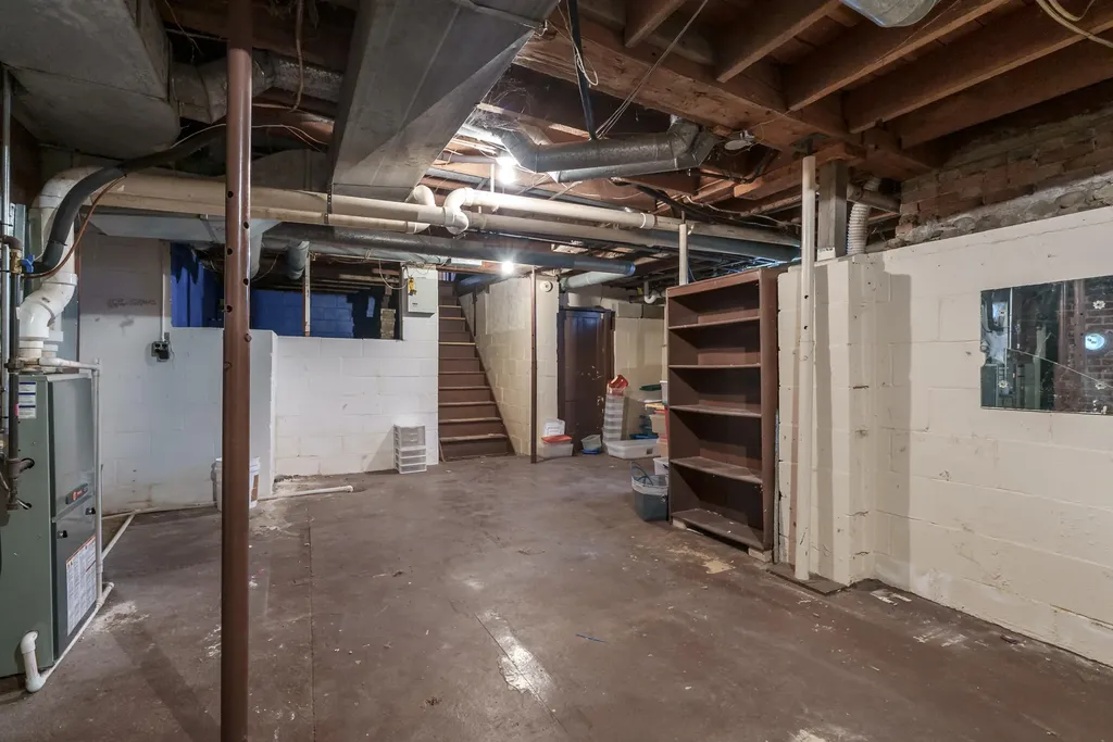 58380 County Road 365 N Lawrence Township MI 49064
