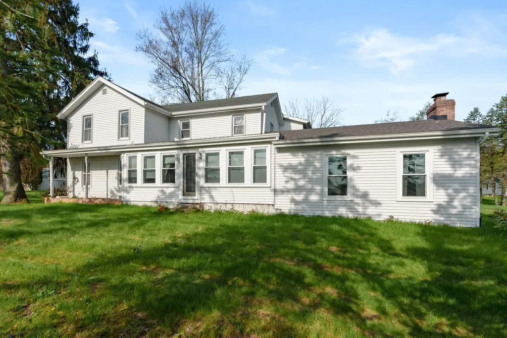 58380 County Road 365 N Lawrence Township MI 49064