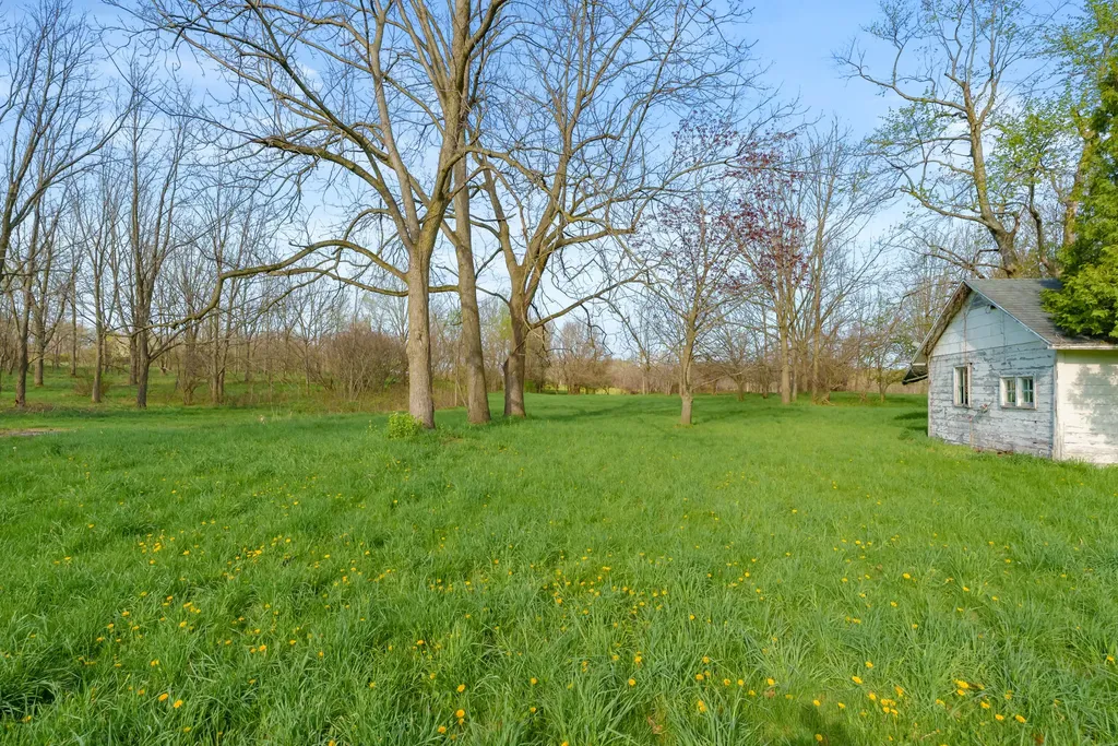 58380 County Road 365 N Lawrence Township MI 49064