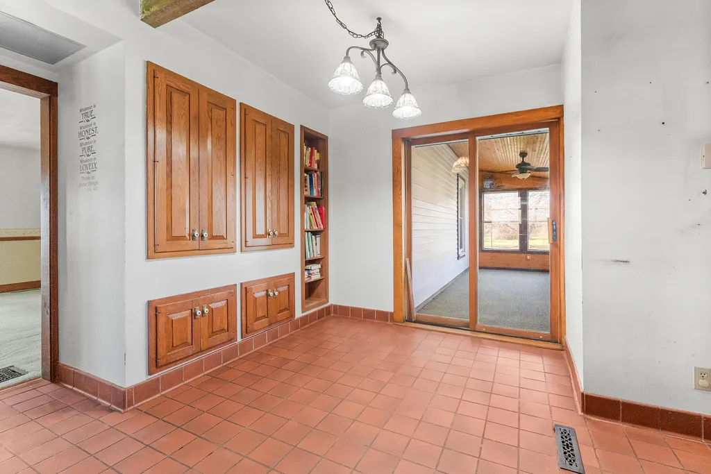 58380 County Road 365 N Lawrence Township MI 49064