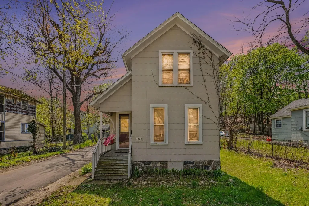 1127 Forbes Street Kalamazoo City MI 49006