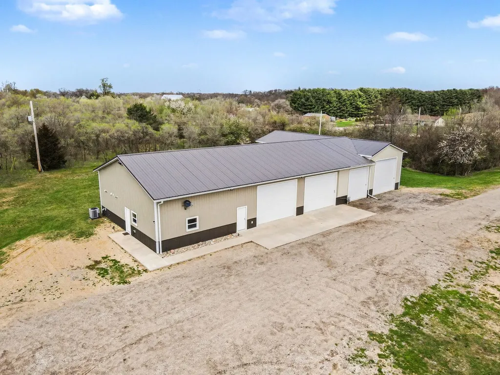 1160 S M 140 Bainbridge Township MI 49098