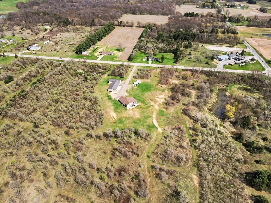 1160 S M 140 Bainbridge Township MI 49098