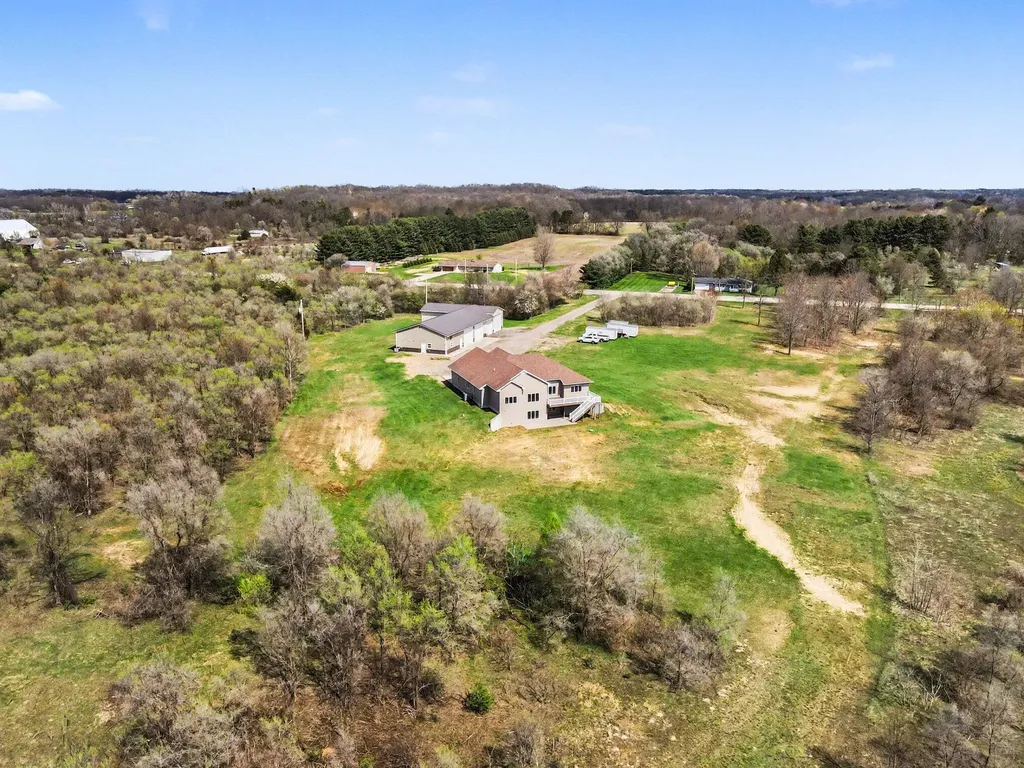 1160 S M 140 Bainbridge Township MI 49098