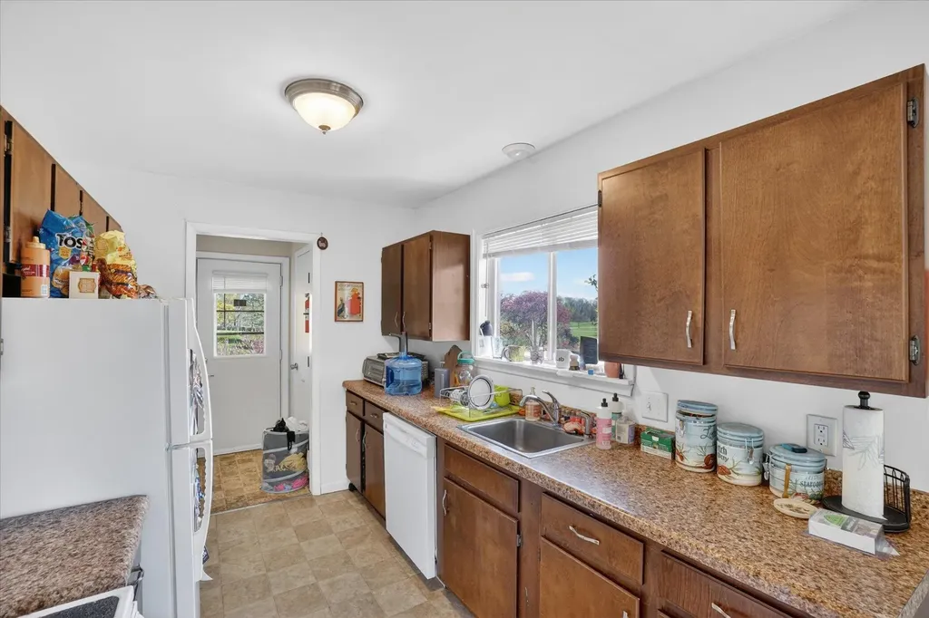176 Oakhurst Avenue Kalamazoo City MI 49001