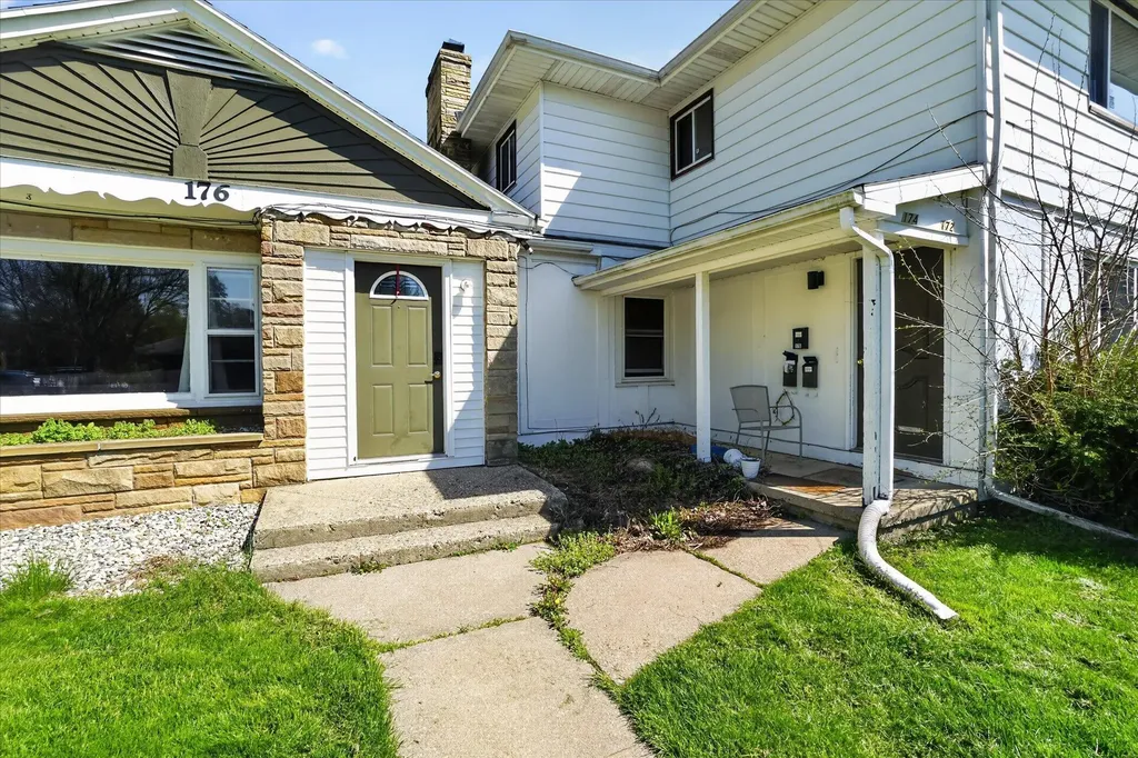 176 Oakhurst Avenue Kalamazoo City MI 49001