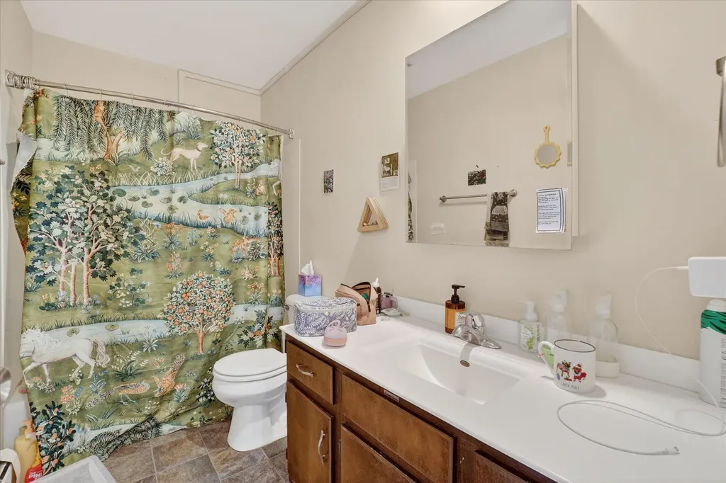 176 Oakhurst Avenue Kalamazoo City MI 49001