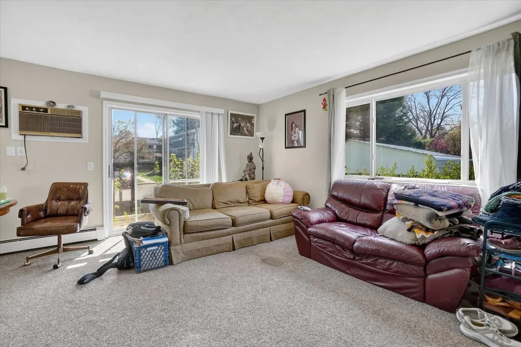 176 Oakhurst Avenue Kalamazoo City MI 49001