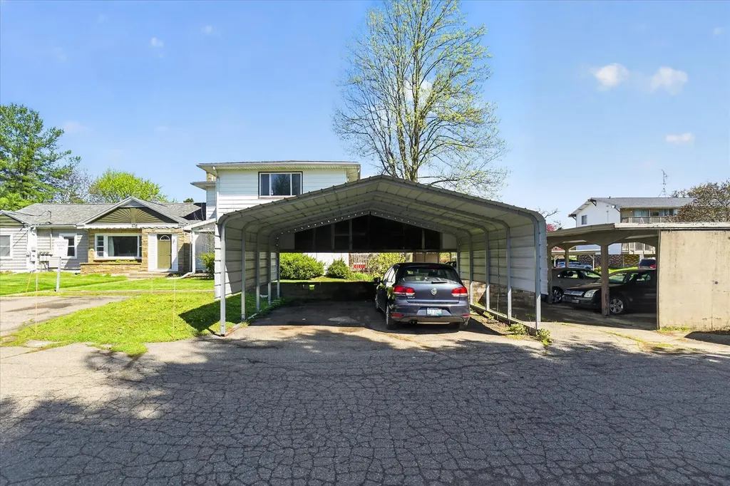 176 Oakhurst Avenue Kalamazoo City MI 49001