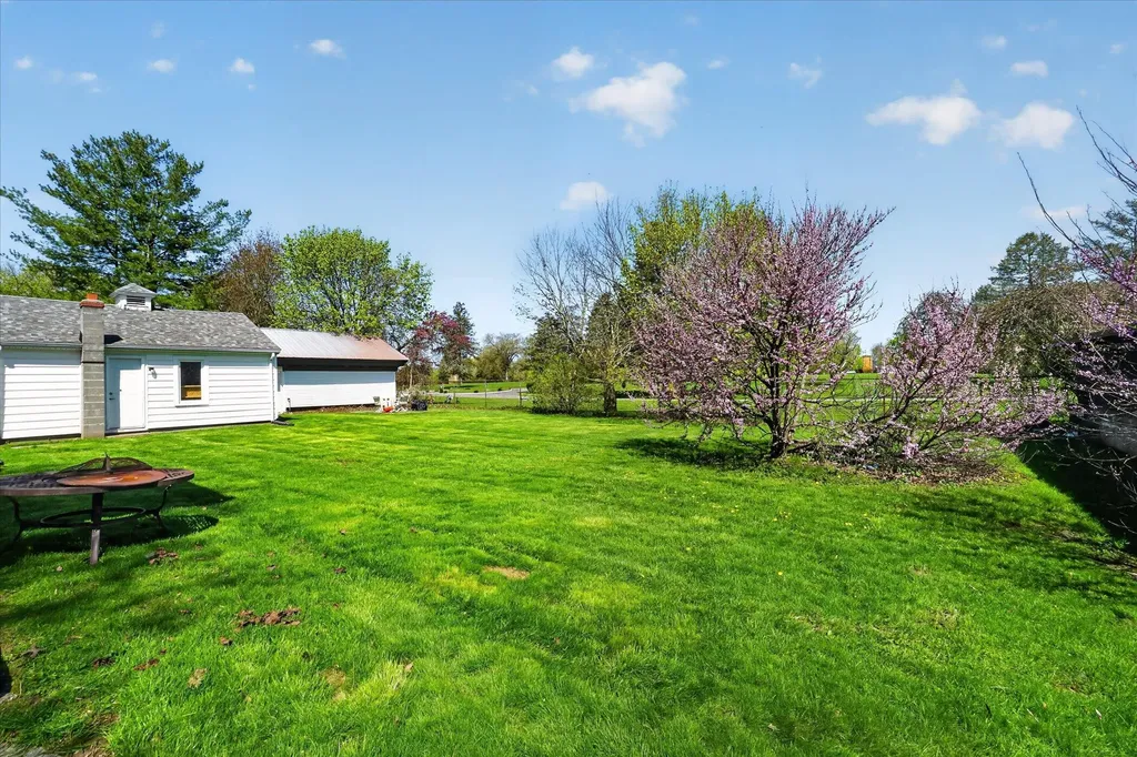 176 Oakhurst Avenue Kalamazoo City MI 49001
