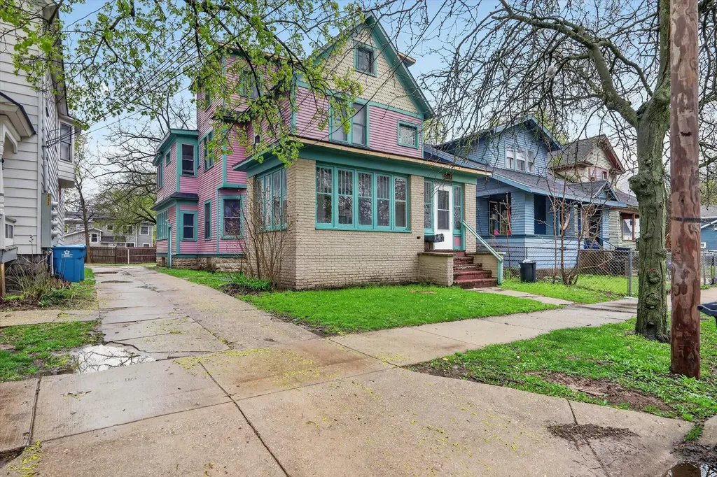 417 Locust Street Kalamazoo City MI 49007