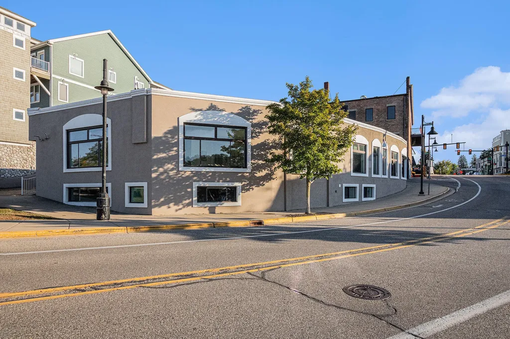 259 Kalamazoo Street South Haven City MI 49090
