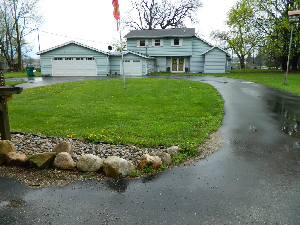 22951 Riverside Drive Nottawa Township MI 49072