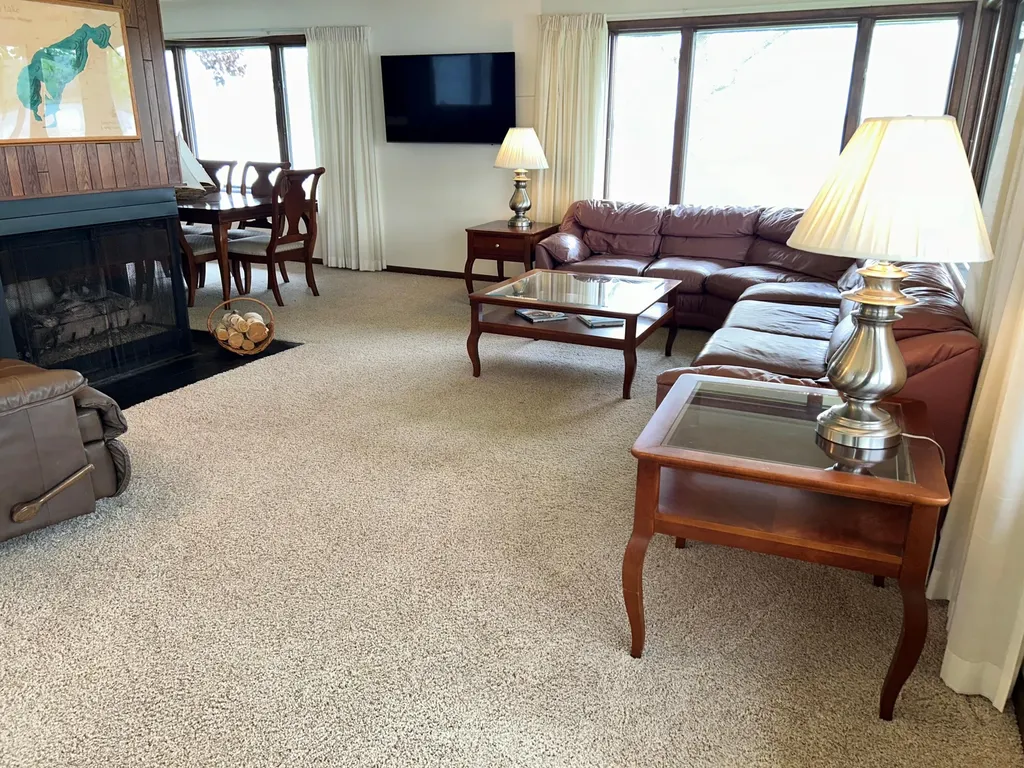 11975 E Lee Mar Drive Brady Township MI 49097