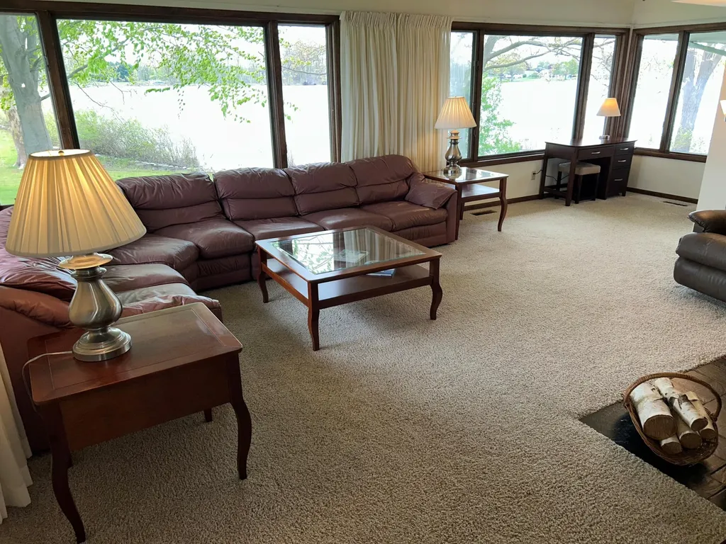 11975 E Lee Mar Drive Brady Township MI 49097