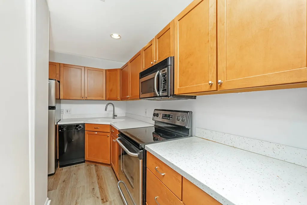 721 Whitcomb Street Kalamazoo City MI 49008