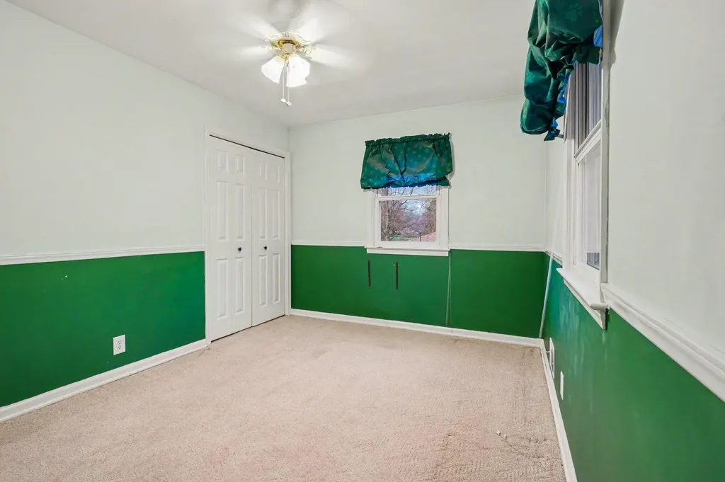 3426 Meadowcroft Avenue Kalamazoo Charter Township MI 49004