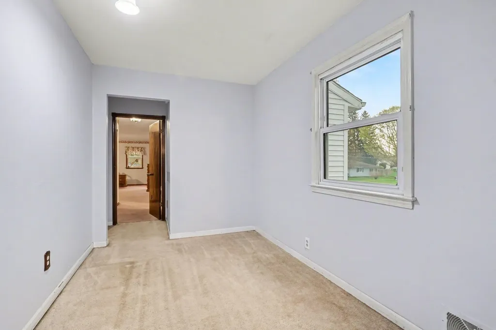 3426 Meadowcroft Avenue Kalamazoo Charter Township MI 49004