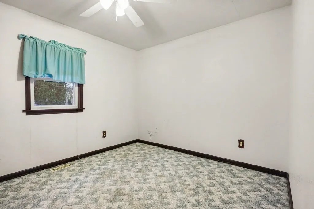 3426 Meadowcroft Avenue Kalamazoo Charter Township MI 49004