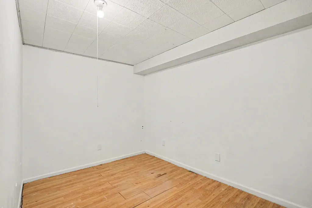 3426 Meadowcroft Avenue Kalamazoo Charter Township MI 49004