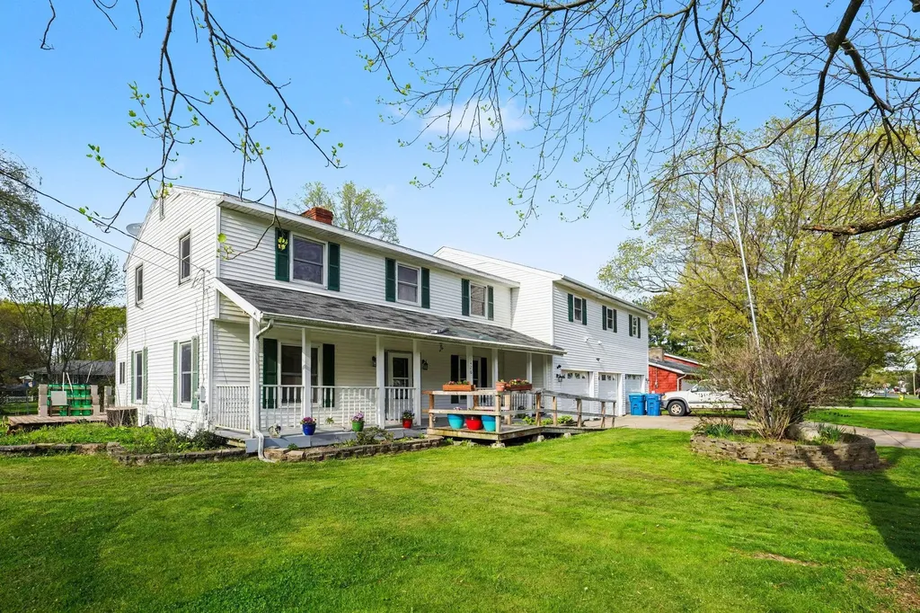 3426 Meadowcroft Avenue Kalamazoo Charter Township MI 49004