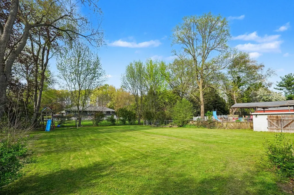 3426 Meadowcroft Avenue Kalamazoo Charter Township MI 49004