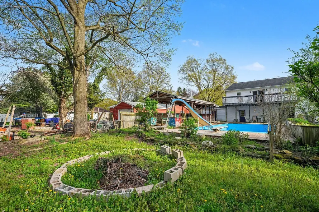 3426 Meadowcroft Avenue Kalamazoo Charter Township MI 49004