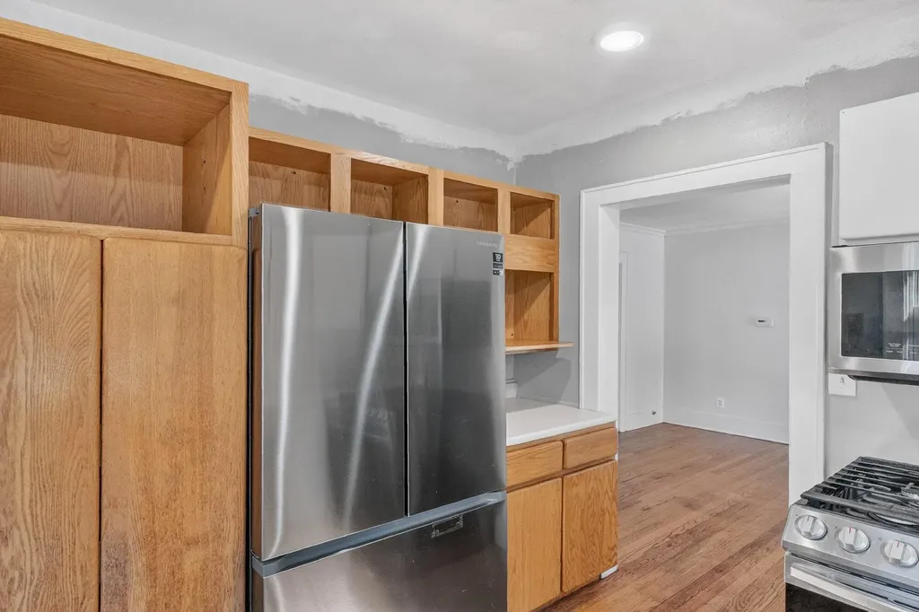 616 Pinehurst Boulevard Kalamazoo Charter Township MI 49006