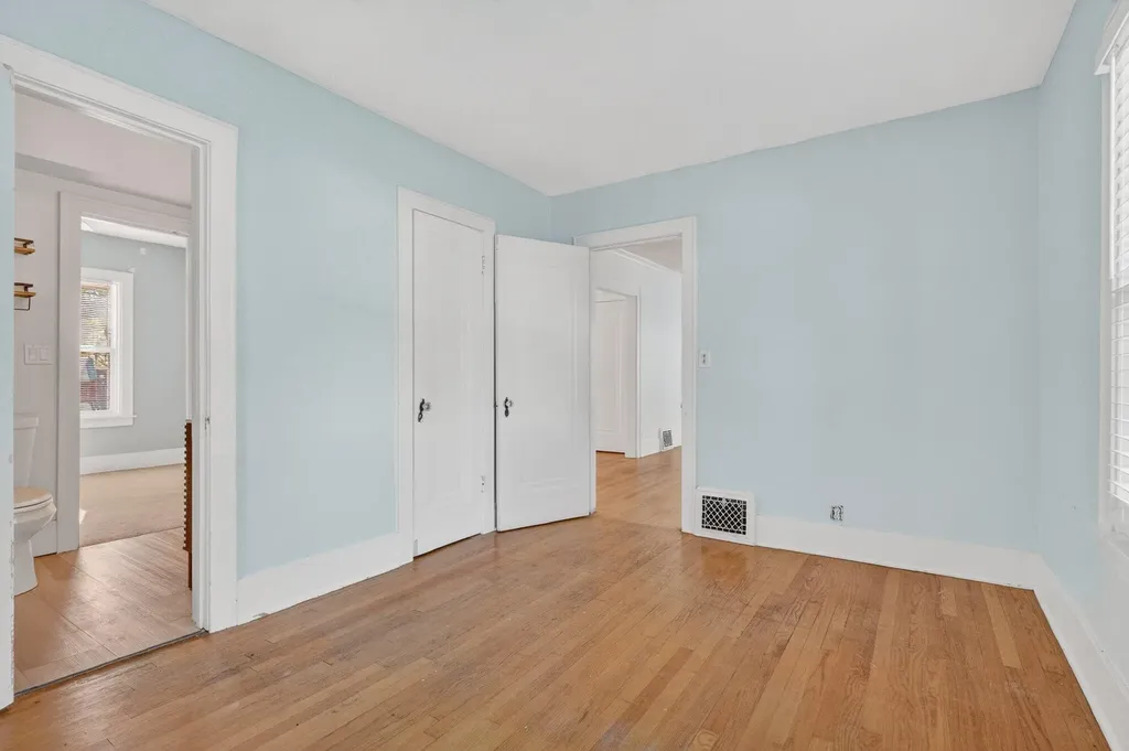 616 Pinehurst Boulevard Kalamazoo Charter Township MI 49006