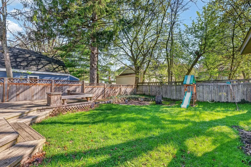 616 Pinehurst Boulevard Kalamazoo Charter Township MI 49006