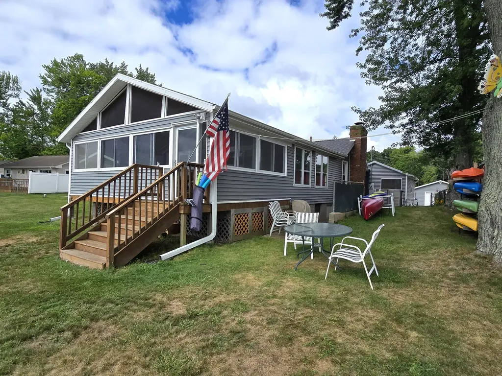 11023 Pennock Lane Barry Township MI 49046