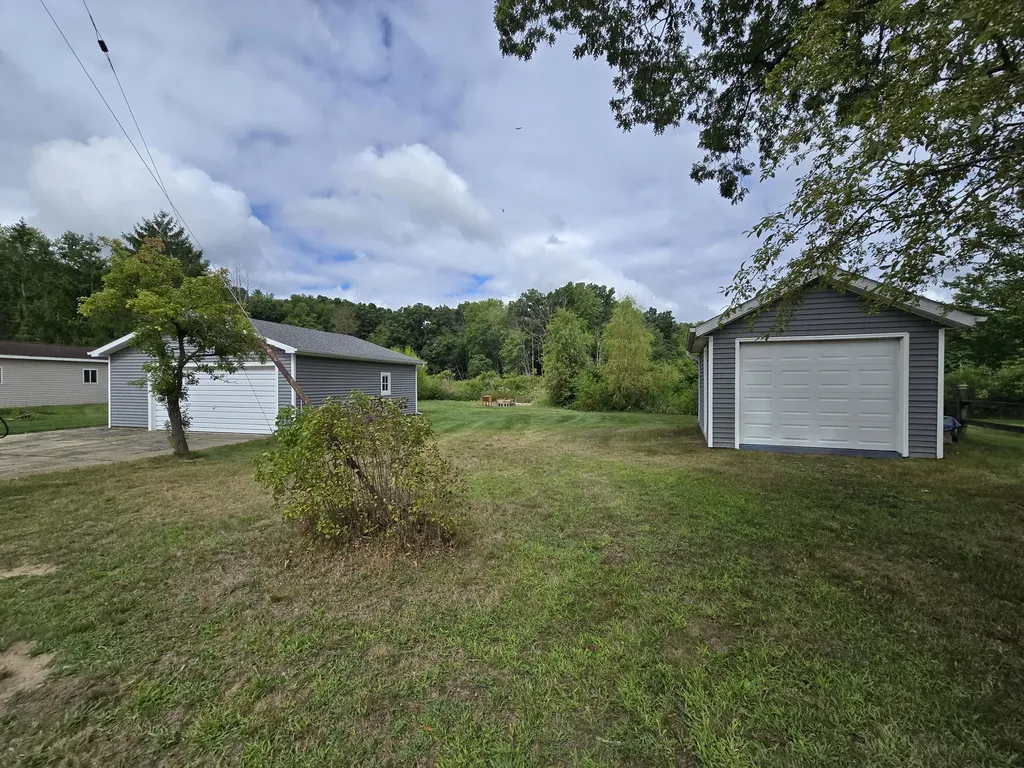 11023 Pennock Lane Barry Township MI 49046