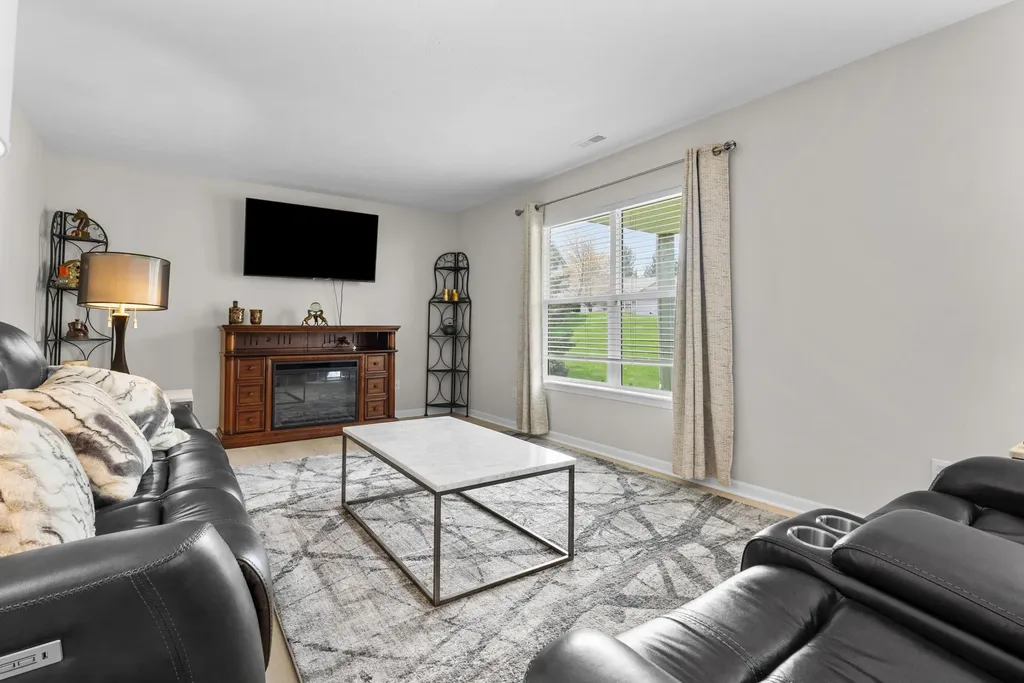 1550 Skylark Way Oshtemo Charter Township MI 49009