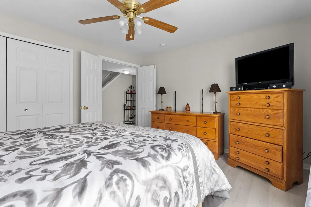 1550 Skylark Way Oshtemo Charter Township MI 49009