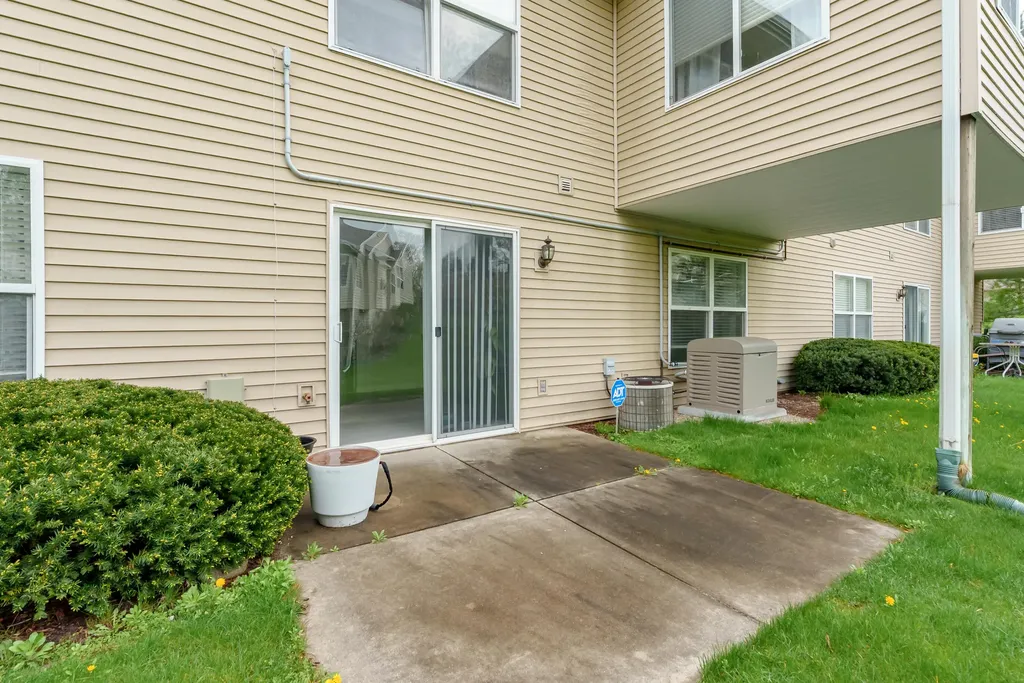 1550 Skylark Way Oshtemo Charter Township MI 49009