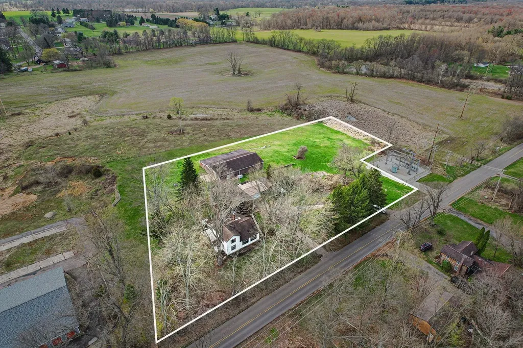 11089 4 Mile Road Leroy Township MI 49015