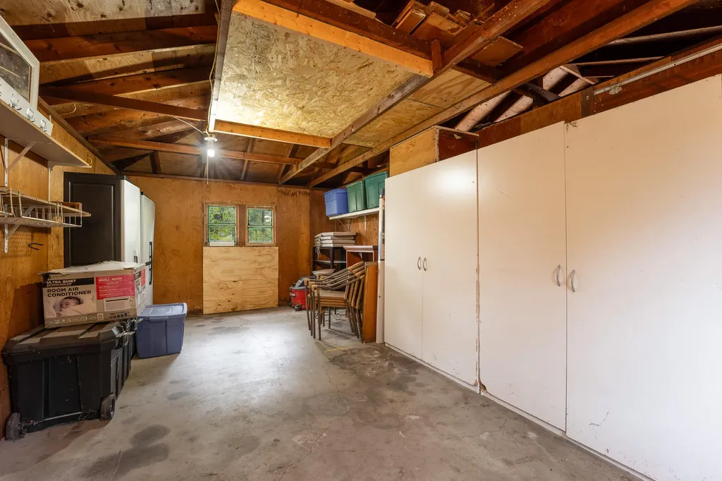 2340 Amherst Avenue Kalamazoo City MI 49008