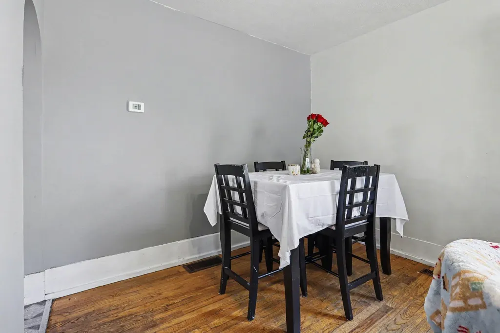 416 Forest Street Kalamazoo City MI 49001