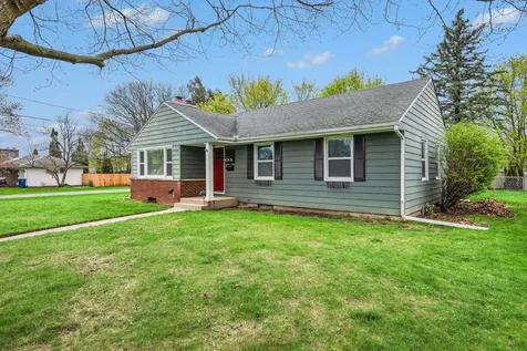 3326 Cranbrook Avenue Kalamazoo Charter Township MI 49006