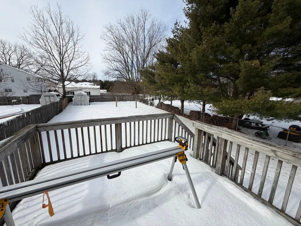 57704 Rumshire Drive Mattawan Village MI 49071