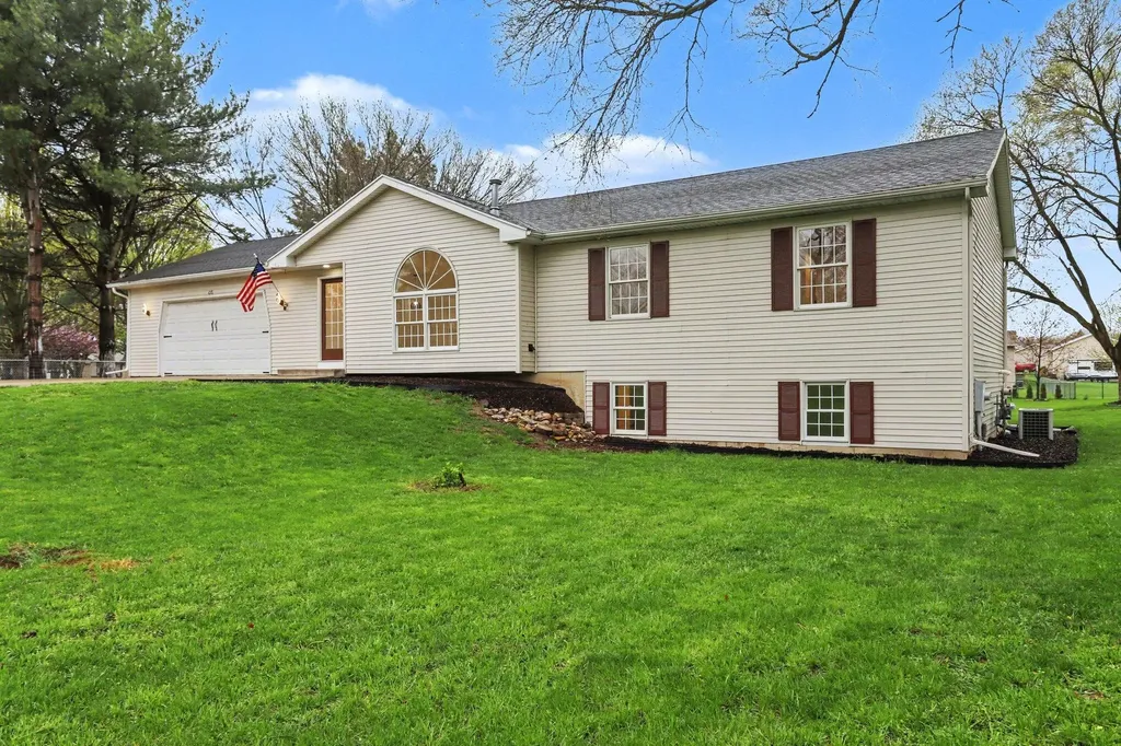 676 N 10th Street Gun Plain Township MI 49080