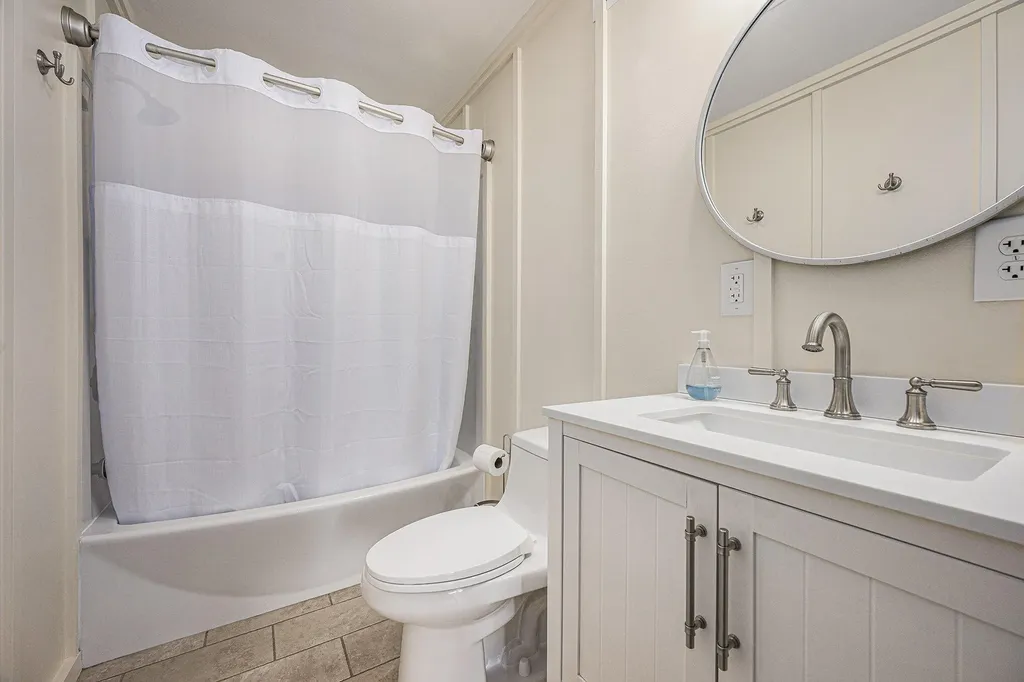 11987 W Indian Lake Drive Brady Township MI 49097